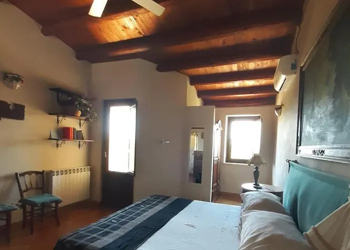 La Casetta Degli Aranci Bed & Breakfast 3*