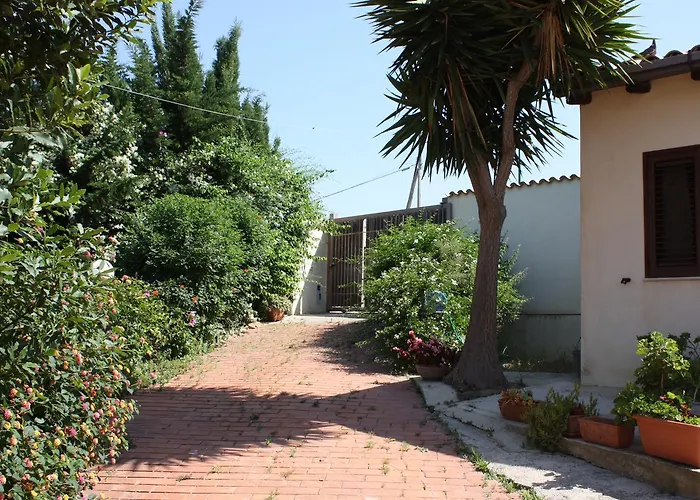 La Casetta Degli Aranci Bed & Breakfast