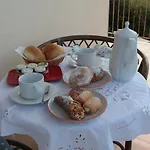 La Casetta Degli Aranci Bed and breakfast